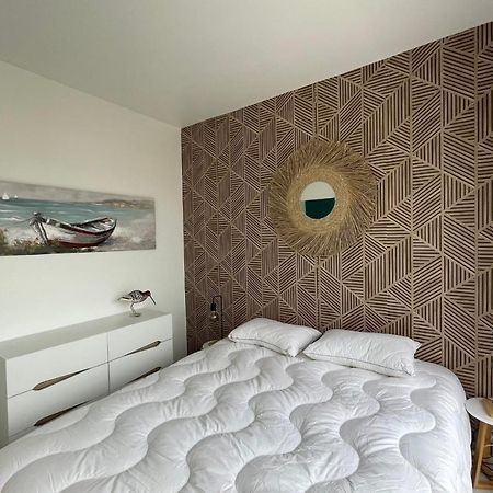 ラ・ロシェルBright Nest - Open View - Residential Areaアパートメント エクステリア 写真